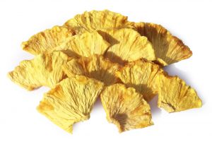 Dried pineapple